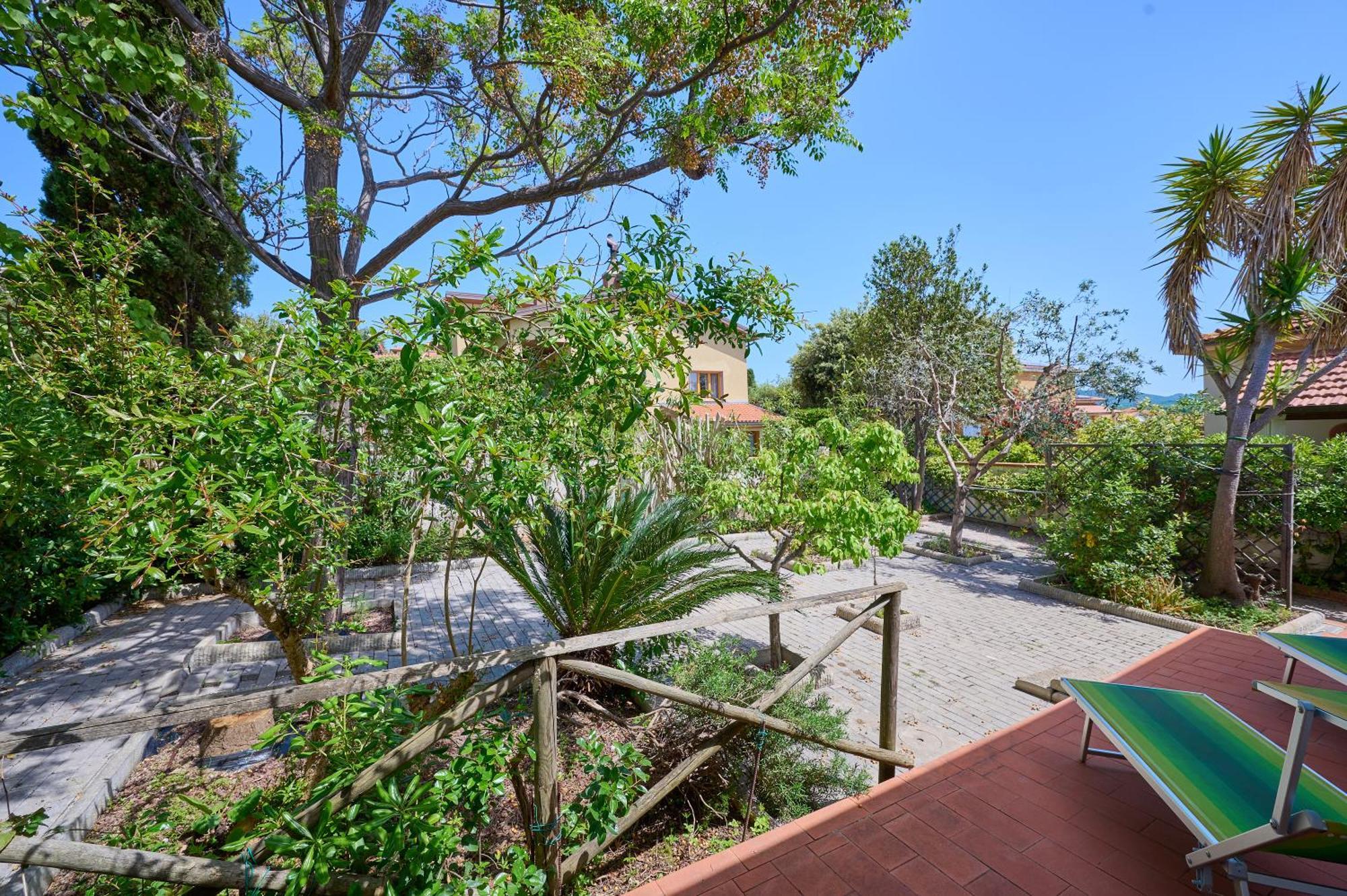 Casa Cipresso Villa San Vincenzo Luaran gambar